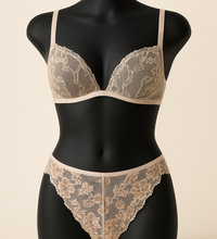 Luxury Lace Lingerie for Women Trendy and Comfortable Bra & Panty Sets