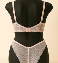 Luxury Lace Lingerie for Women Trendy and Comfortable Bra & Panty Sets