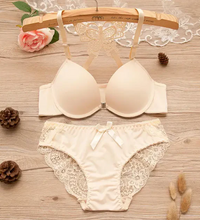 "Stylish Padded Lace Bra & Panty Set with Butterfly Back Design Comfort and Style Combined 🦋❤️✨"