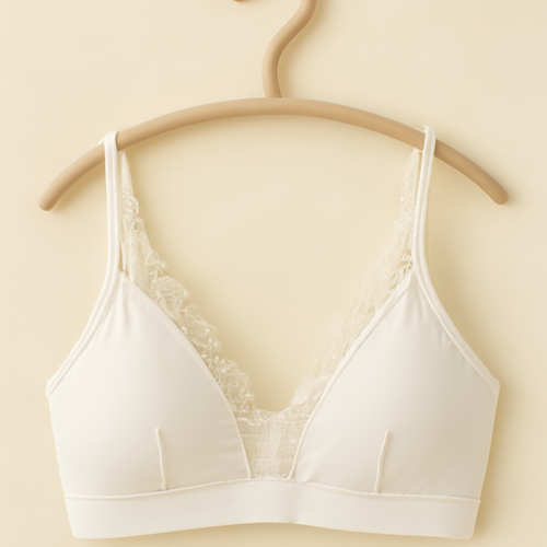 Light-Padded Soft Lace Trimmed Non-Wired Bra Elegant & Comfortable Everyday Wear